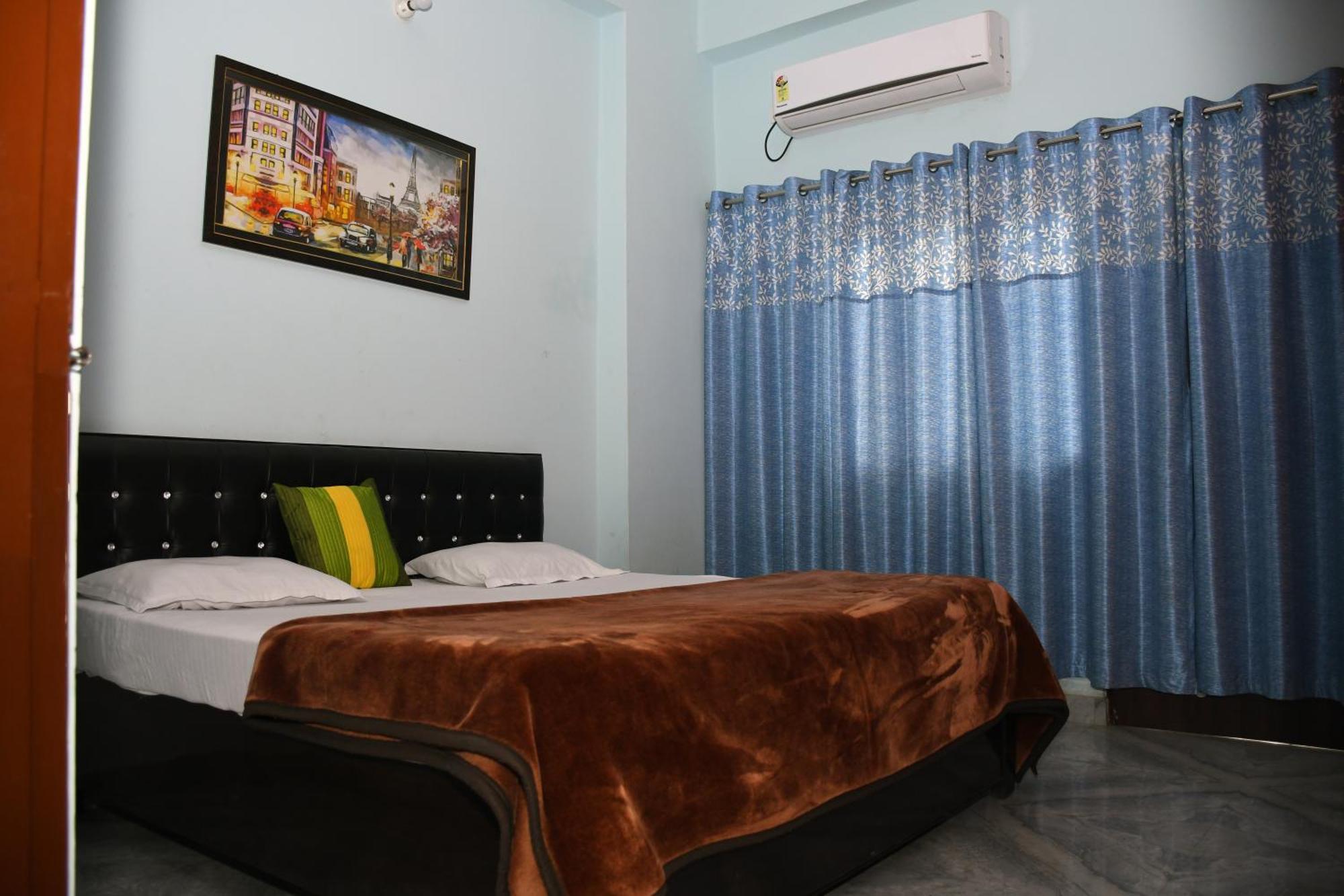 Indra Apartment Varanasi Exterior photo