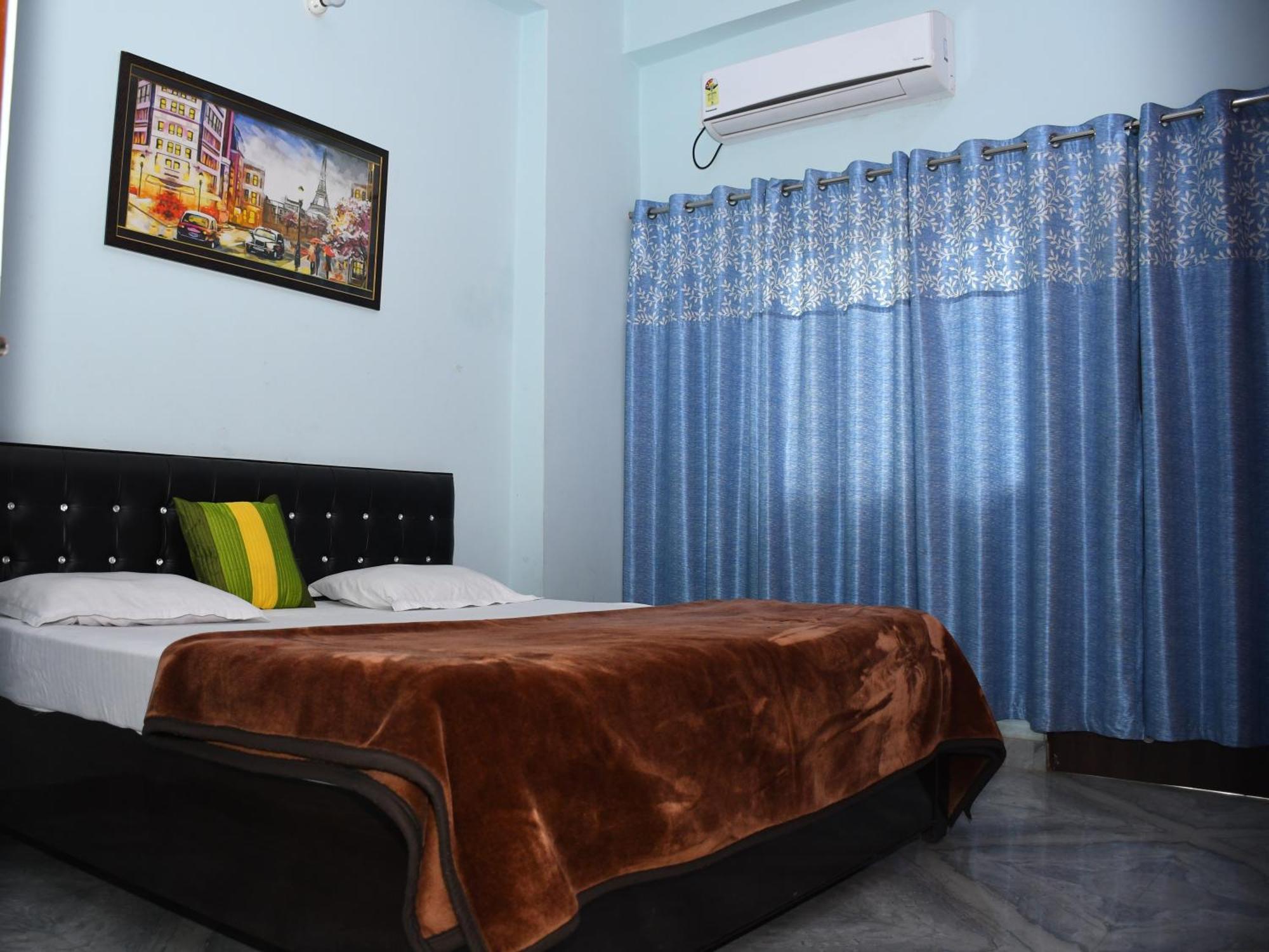 Indra Apartment Varanasi Exterior photo